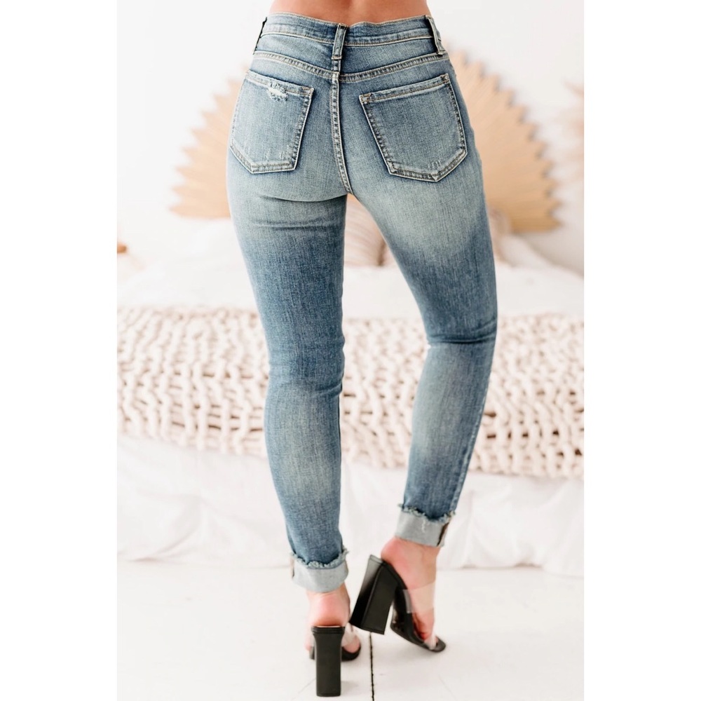 PRICE DROP Allie Mid-Rise Vintage Wash Distressed Skinny Jeans - Picture 3 of 4